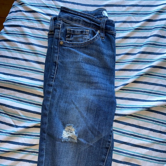 SOLD KanCan Jeans - Picture 5 of 6